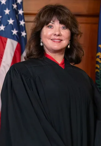 Photo of Kentucky Chief Justice Debra Hembree Lambert