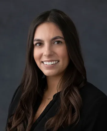 Headshot of Aubrie Souza